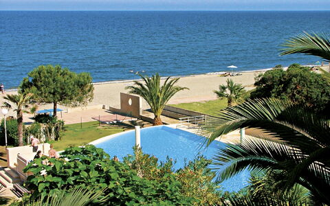 Moriani-Plage 623: Water, Sky, Property, Plant, Building, Light, Azure, Nature, Tree, Seaside Resort