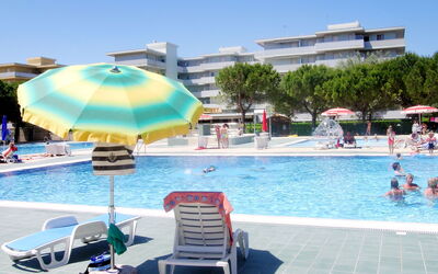 Bibione 711: Swimming Pool, Vacation, Resort, Leisure, Town, Summer, Leisure Centre, Tourism, Hotel, Sky