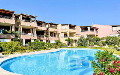 Porto Pozzo 618: Swimming Pool, Outdoor Furniture, Resort, Sunlounger, Shade, Hotel, Resort Town, Thermae, Eco Hotel, Umbrella