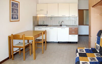 Accommodation:&nbsp;Elbamar Lacona 1 615.1