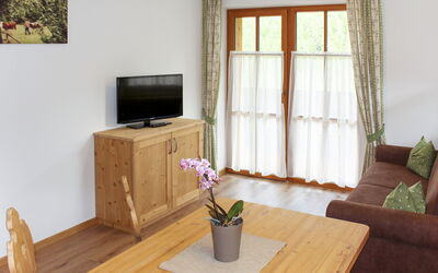 Erschbaum (Ola222) 650.2: Room, Property, Furniture, Interior Design, Living Room, House, Building, Hardwood, Floor, Table