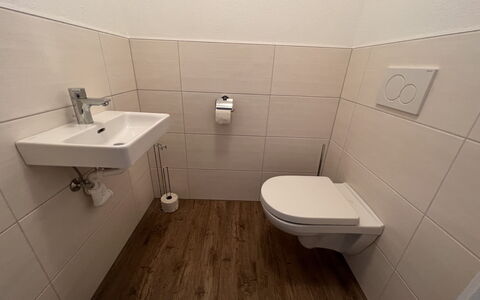 Mittersill 685: Property, Bathroom, Bathroom Sink, Sink, Plumbing Fixture, Purple, Building, Interior Design, Tap