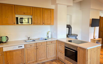 Accommodation:&nbsp;Daniel 685.2