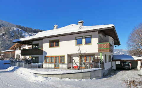 Zell am Ziller 685: Property, House, Snow, Home, Winter, Real Estate, Building, Sky, Architecture, Roof