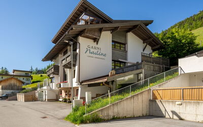 Accommodation:&nbsp;Nadine 667.3