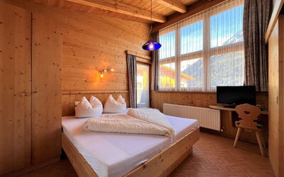 Accommodation:&nbsp;Nadine 667.3