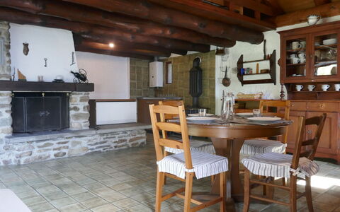 Rustico Girasole: Furniture, Property, Table, Chair, Building, Wood, Cabinetry, Interior Design, Floor, Flooring