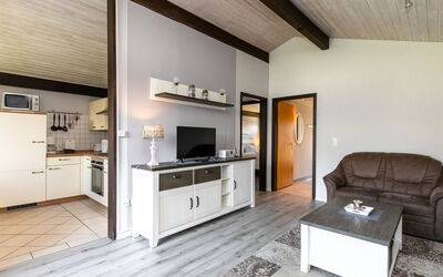 Fedderwardersiel 637.4: Furniture, Cabinetry, Property, Countertop, Wood, Building, Interior Design, Architecture, Living Room, Flooring