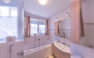 Accommodation:&nbsp;Mitteldeck 612.4
