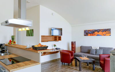 Dünenhaus Familia Comfort 601.2: Room, Furniture, Interior Design, Property, Living Room, Building, Table, Ceiling, House, Floor