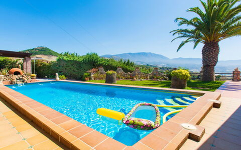 El Nido: Water, Sky, Plant, Property, Swimming Pool, Azure, Green, Building, Tree, Outdoor Furniture
