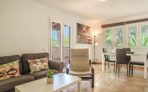 Accommodation:&nbsp;Los Pinos 615.2