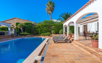Accommodation:&nbsp;Ana Ii 616.1