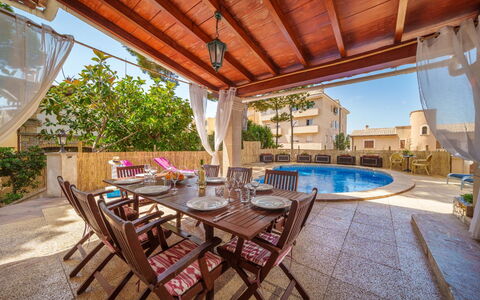 Villa Munar i: Plant, Table, Building, Chair, Swimming Pool, Flowerpot, Outdoor Furniture, Water, Interior Design, Wood