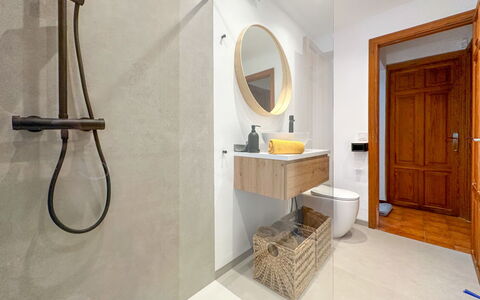 Ca Na Rosa: Mirror, Plumbing Fixture, Sink, Tap, Wood, Bathroom, Building, Cabinetry, Interior Design, Floor