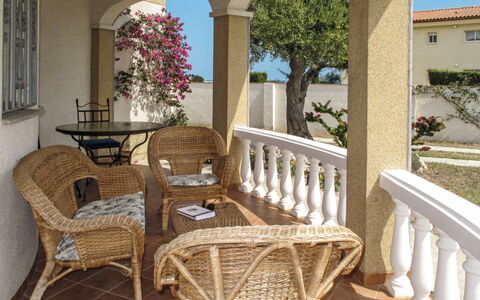Silvia: Plant, Property, Furniture, Chair, Wood, Interior Design, Building, Window, Floor, Outdoor Furniture
