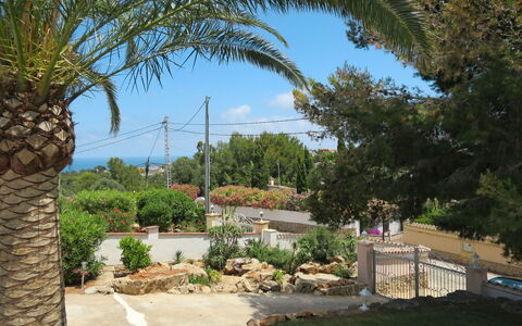 Romantica: Sky, Plant, Plant Community, Building, Cloud, Vegetation, Arecales, Land Lot, Tree, Shade