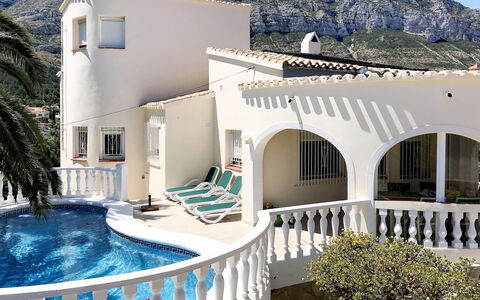 Romantica: Building, Property, Plant, White, Sky, Azure, Blue, Water, Architecture, House