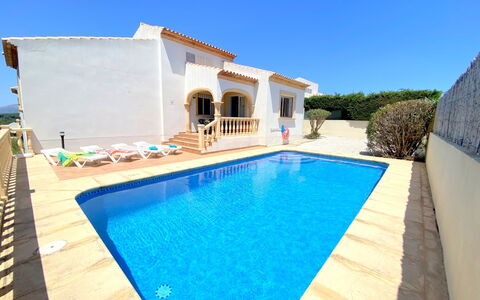 Jávea 711: Building, Property, Sky, Light, Azure, Swimming Pool, Plant, Window, Shade, Tree