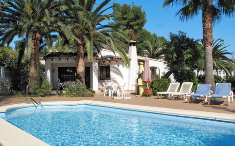 Jaen: Water, Sky, Plant, Property, Swimming Pool, Tree, Azure, Nature, Building, Shade