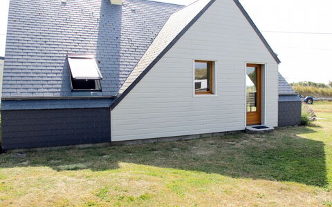 Neptune: Building, Property, Window, Sky, House, Slope, Wood, Land Lot, Grass, Stairs