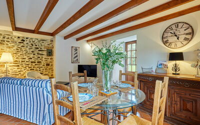 Accommodation:&nbsp;La Voisinière No. 3 608.3