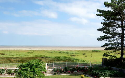 Au Coeur de la Baie: Natural Landscape, Nature, Sky, Green, Property, Tree, Land Lot, Natural Environment, Grass, Cloud