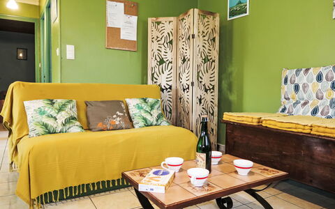 L'Egven: Furniture, Property, Table, Green, Decoration, Comfort, Couch, Wood, Textile, Interior Design