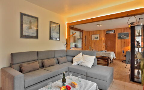 La Roseraie: Couch, Furniture, Property, Picture Frame, Table, Living Room, Interior Design, Studio Couch, Floor, Wall