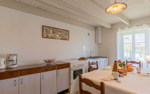 Les Hortensias: Cabinetry, Furniture, Countertop, Property, Table, Window, Wood, Interior Design, Kitchen, Floor
