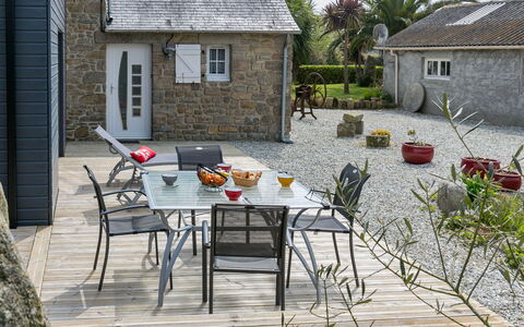 Kernic Ty: Table, Furniture, Window, Plant, Property, Building, Chair, Outdoor Table, House, Tree