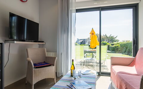 Ty Angèle: Outdoor Furniture, Furniture, Chair, Shade, Resort, Landscaping, Eco Hotel, Balcony, Swimming Pool, Sunlounger