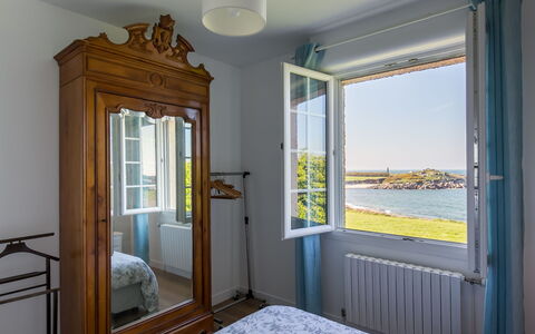 Cam Louis: Property, Furniture, Building, Azure, Door, Wood, Shade, Interior Design, Window