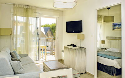 Accommodation:&nbsp;Les Jardins D'Arvor 613.3