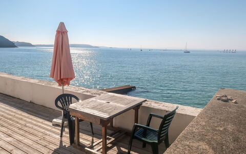 Les Embruns: Water, Sky, Table, Furniture, Azure, Plant, Outdoor Furniture, Wood, Outdoor Table, Chair