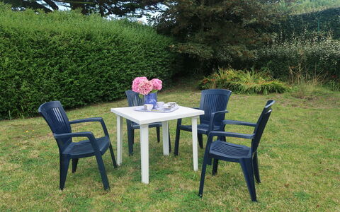 Les Sapins: Plant, Table, Furniture, Plant Community, Outdoor Table, Chair, Tree, Natural Landscape, Outdoor Furniture, Land Lot