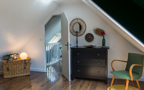 Tregunc 634: Furniture, Cabinetry, Building, Chair, Drawer, Dresser, Wood, Chest Of Drawers, Table, Door