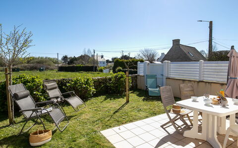 Ty Croisic: Furniture, Outdoor Furniture, Chair, Shade, Garden, Outdoor Table, Landscaping, Yard, Lawn, Backyard