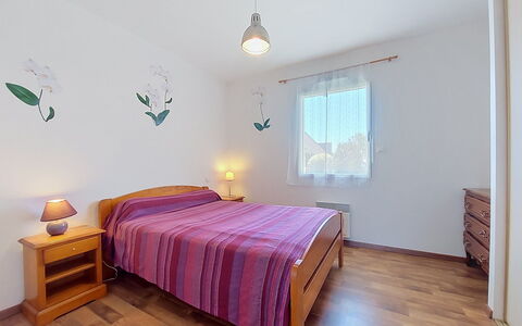 Ker Laouen: Bed, Furniture, Interior Design, Bedroom, Floor, Flooring, Wall, Bed Sheet, Wood, Bedding