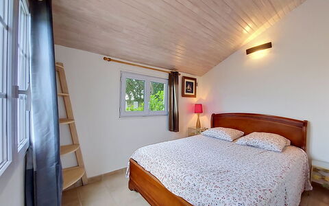 La Belle Vue: Furniture, Bed, Interior Design, Bedroom, Wall, Floor, Flooring, Room, Wood, Ceiling