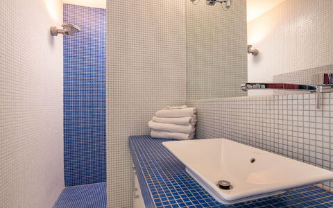 Villa de la Baie: Bathroom, Wall, Plumbing Fixture, Interior Design, Flooring, Floor, Plumbing, Bathroom Sink, Tile, Tap