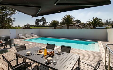Villa de la Baie: Swimming Pool, Outdoor Furniture, Furniture, Resort, Shade, Composite Material, Eco Hotel, Chair, Deck, Patio