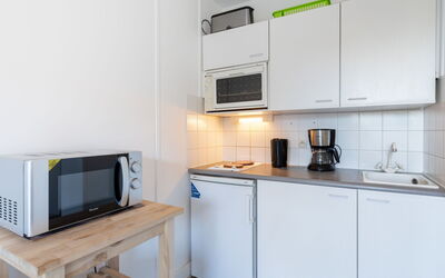 Accommodation:&nbsp;Fleur Marine 251.16