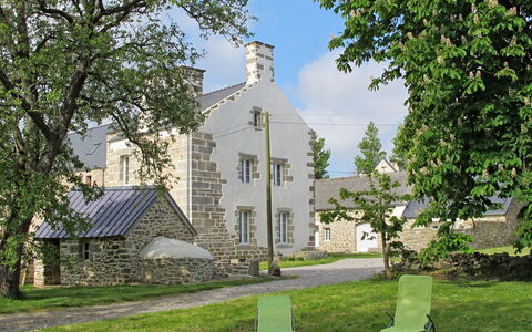 Le Manoir: Property, Building, House, Tree, Estate, Architecture, Grass, Church, Home, Lawn