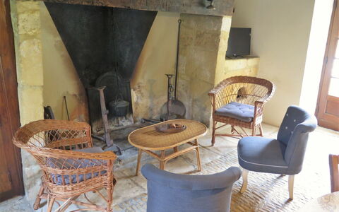 Jayac 601: Furniture, Property, Chair, Table, Building, Wood, Outdoor Furniture, House, Flooring, Living Room