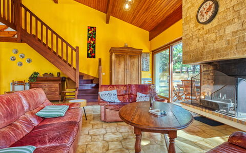 Le Hameau du Point du Jour: Interior Design, Furniture, Flooring, Wood, Ceiling, Floor, Room, Wood Stain, Living Room, Couch