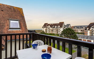 Accommodation:&nbsp;Cabourg Plage 450.20