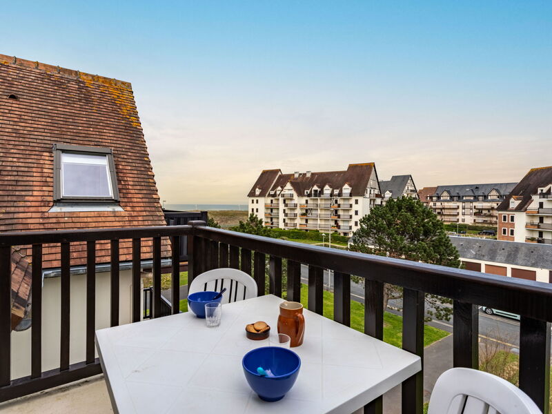 Accommodation:&nbsp;Cabourg Plage 450.20