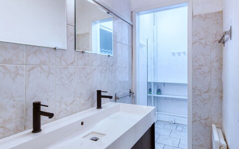 Accommodation:&nbsp;Pontac-Gadet 2 608.2