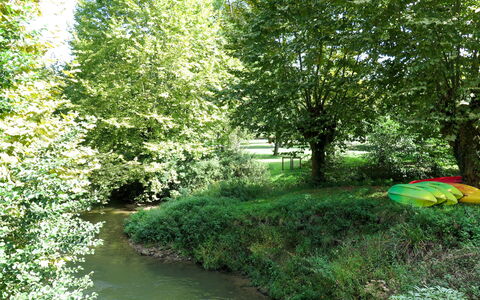 La Bastide Clairence 617: Water, Plant, Plant Community, Green, Tree, Natural Landscape, Watercourse, Grass, Bank